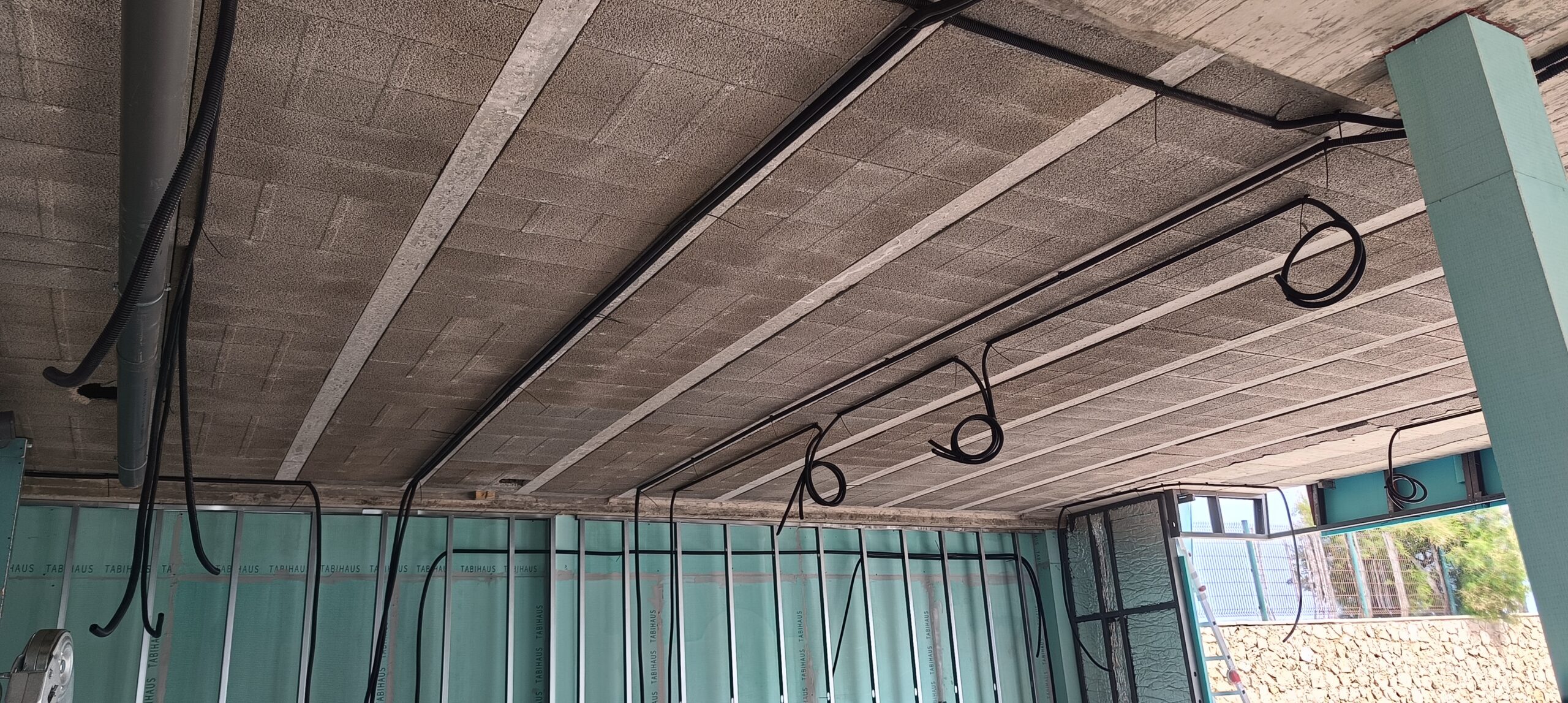 Instalación eléctrica completa Valencia - Neocvark profesionales - Neocvark | Electricista en Valencia Instalación eléctrica completa Valencia - Neocvark profesionales