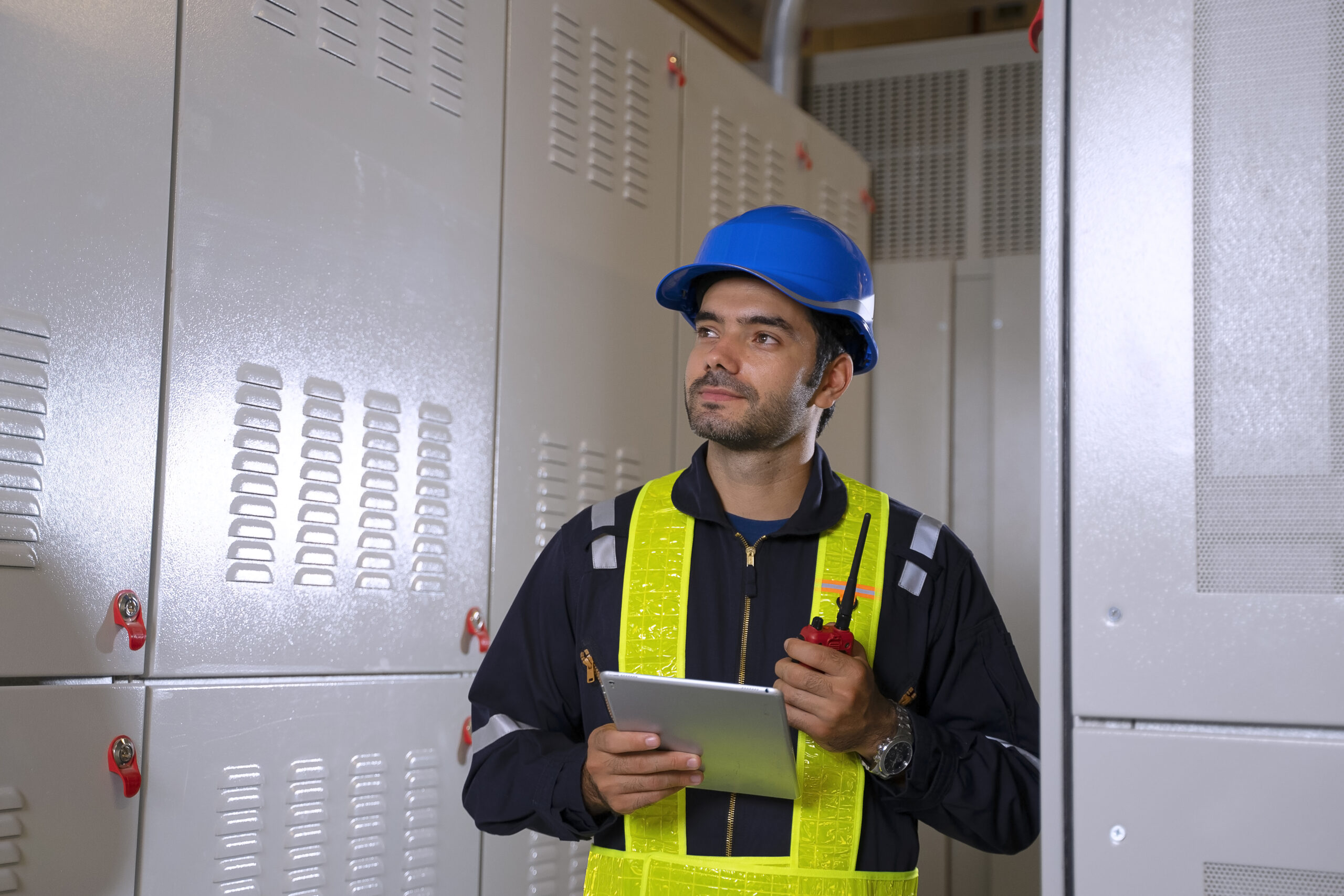 Electricista edificio Valencia – eficiencia energética comunidades vecinos - Neocvark | Electricista en Valencia Eficiencia energética comunidades Valencia en Valencia - instalación profesional